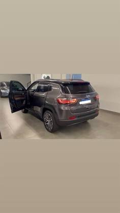 JEEP COMPASS 1.3 T270 TURBO FLEX LIMITED AT6 JEEP COMPASS 1.3 T270 TURBO FLEX LIMITED AT6